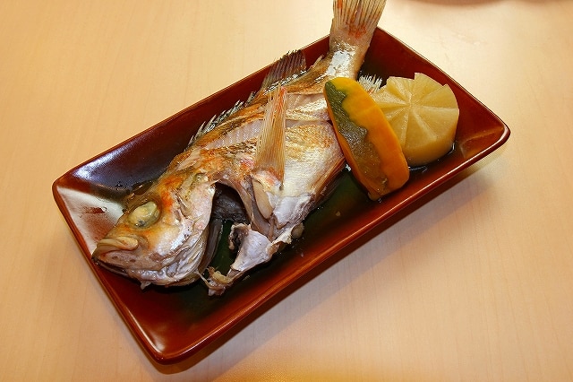 芒種 ぼうしゅ のイサキは脂ノリが抜群 塩焼き 煮付けがおすすめ 東京すしアカデミー 寿司職人養成学校
