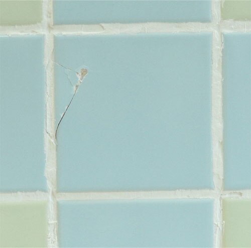 タイルの割れを補修する Diy Clip ー暮らしに創る喜びをー