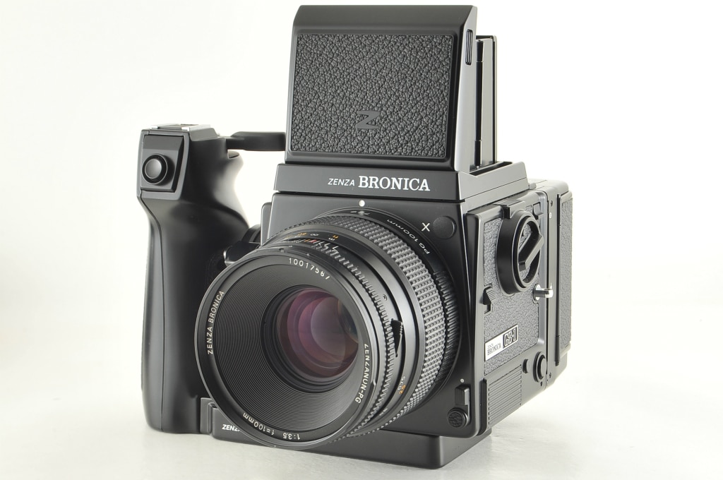 ブロニカ GS-1｜中判カメラとしては買取価格の上昇率は低め