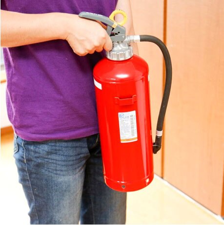 消火器の種類とその使い方とは 消火器の種類とその使い方とは