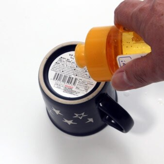 シールのキレイなはがし方とやっかいな粘着部分の対処方法 Diy Clip ー暮らしに創る喜びをー