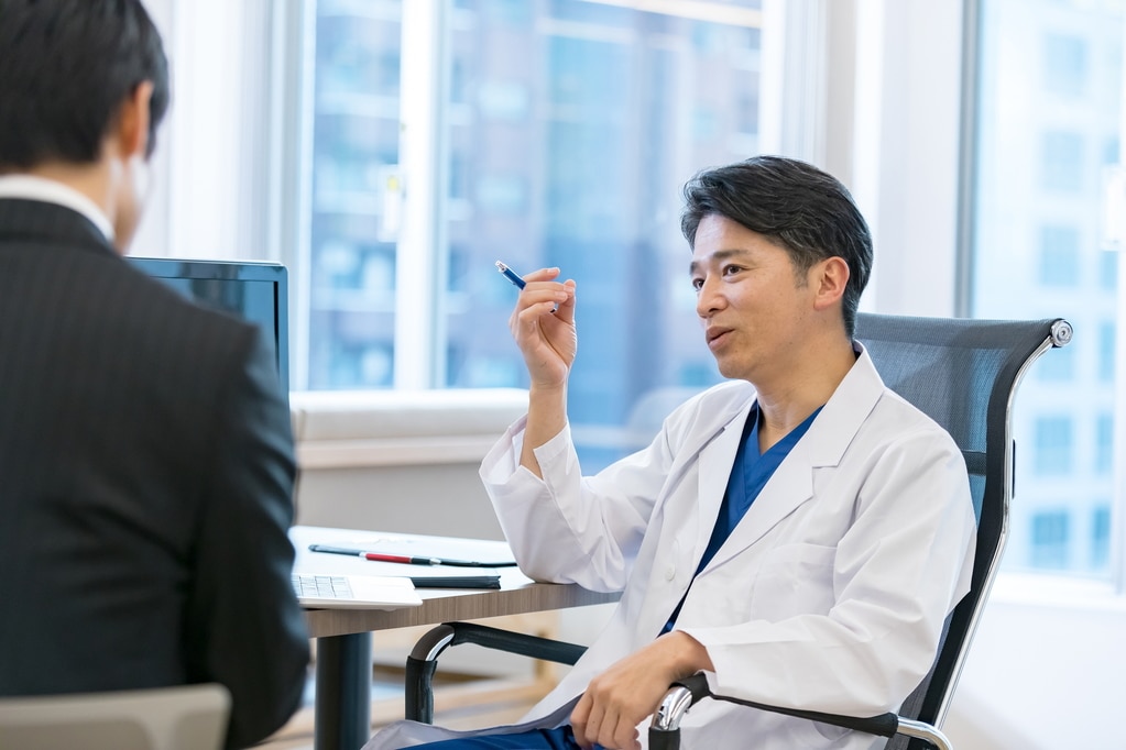 専属産業医から「辞めたい」と言われたら、どうすればいい? エムステージ 産業保健サポート 専属産業医から「辞めたい」と言われたら、どうすればいい? エムステージ 産業保健サポート