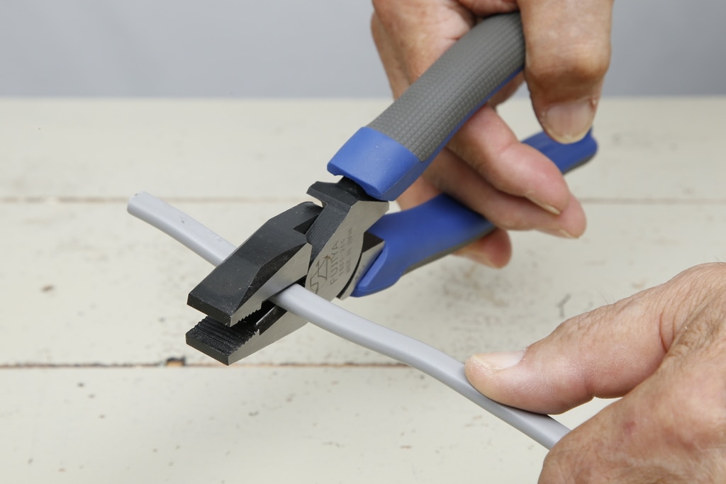 ペンチの使い方 Diy Clip ー暮らしに創る喜びをー ペンチの使い方 Diy Clip ー暮らしに創る喜びをー