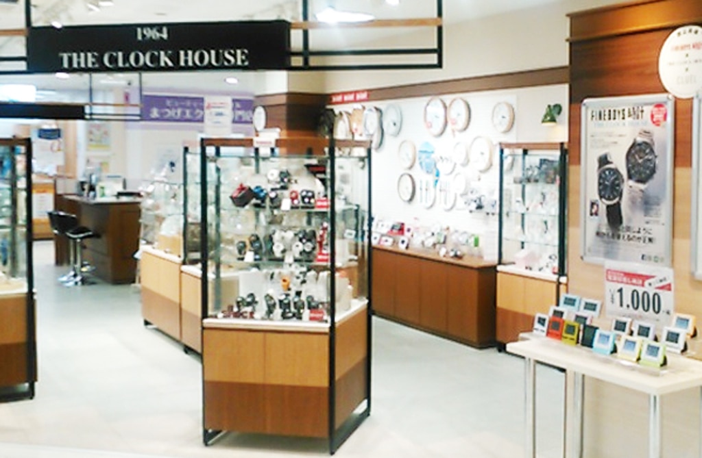 石・貝貼り付け　置き時計　台幅14cm　電池交換済み　ムーブメント日本製 石・貝貼り付け 置き時計 台幅14cm 電池交換済み ムーブメント日本製