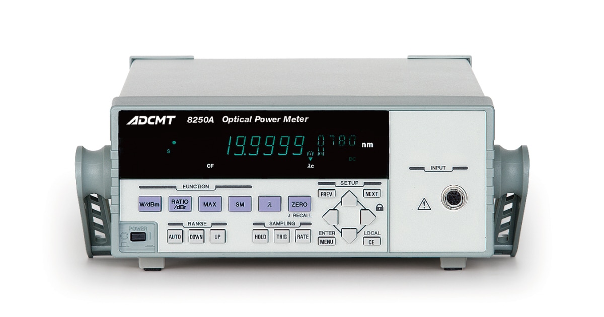 8250A 光パワー・メータ Optical Power Meter