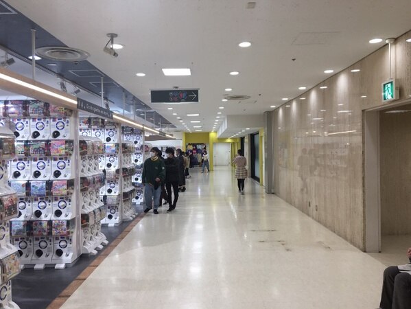 ガチャガチャの森 池袋