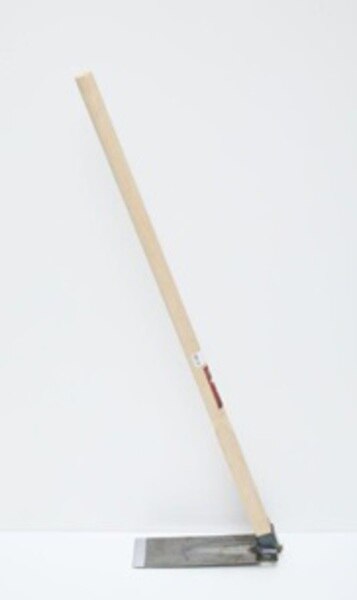 農作業の必需品 鍬 くわ の選び方と使い方