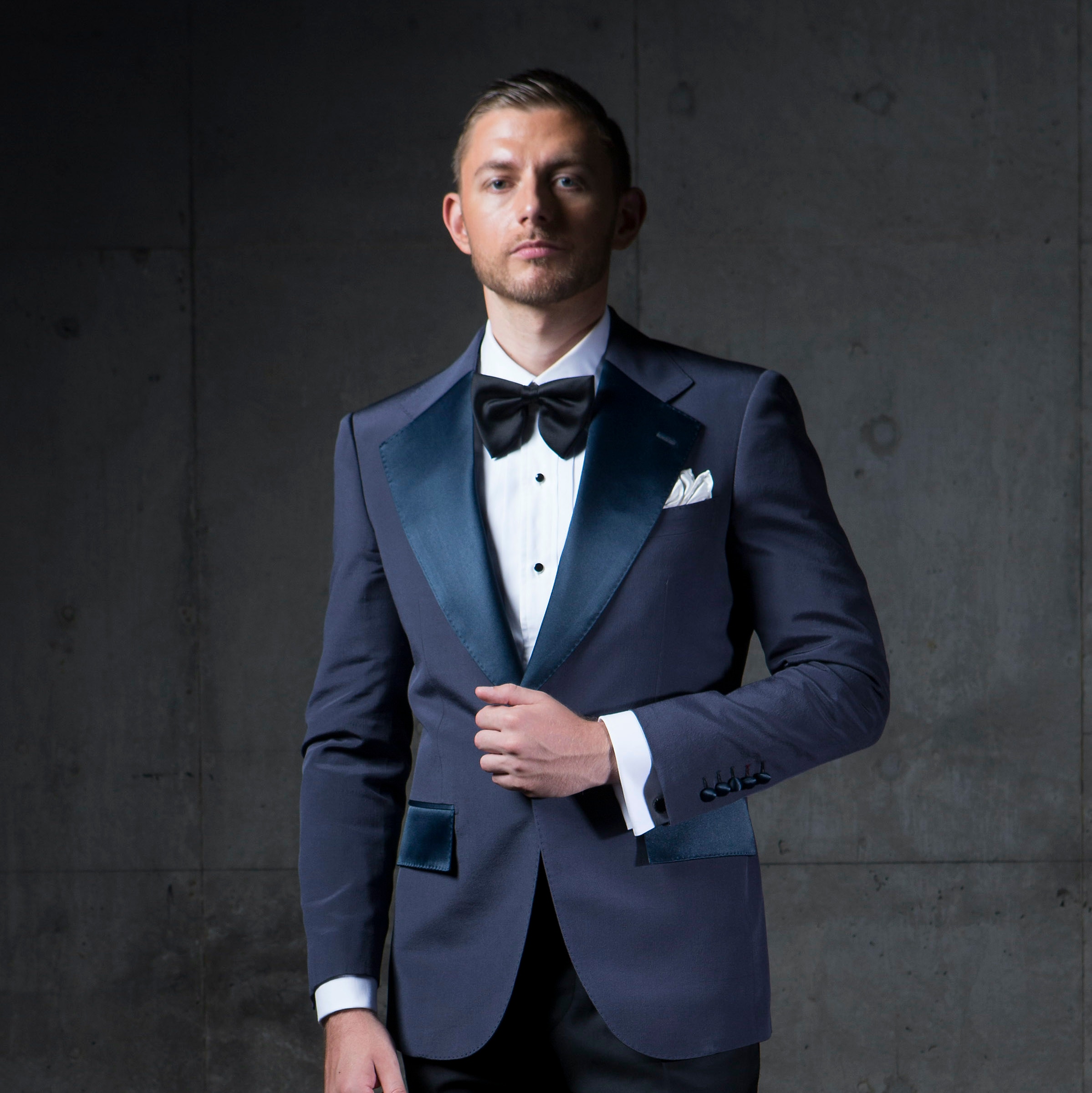 tuxedo_rossonero_U0U2889.jpg