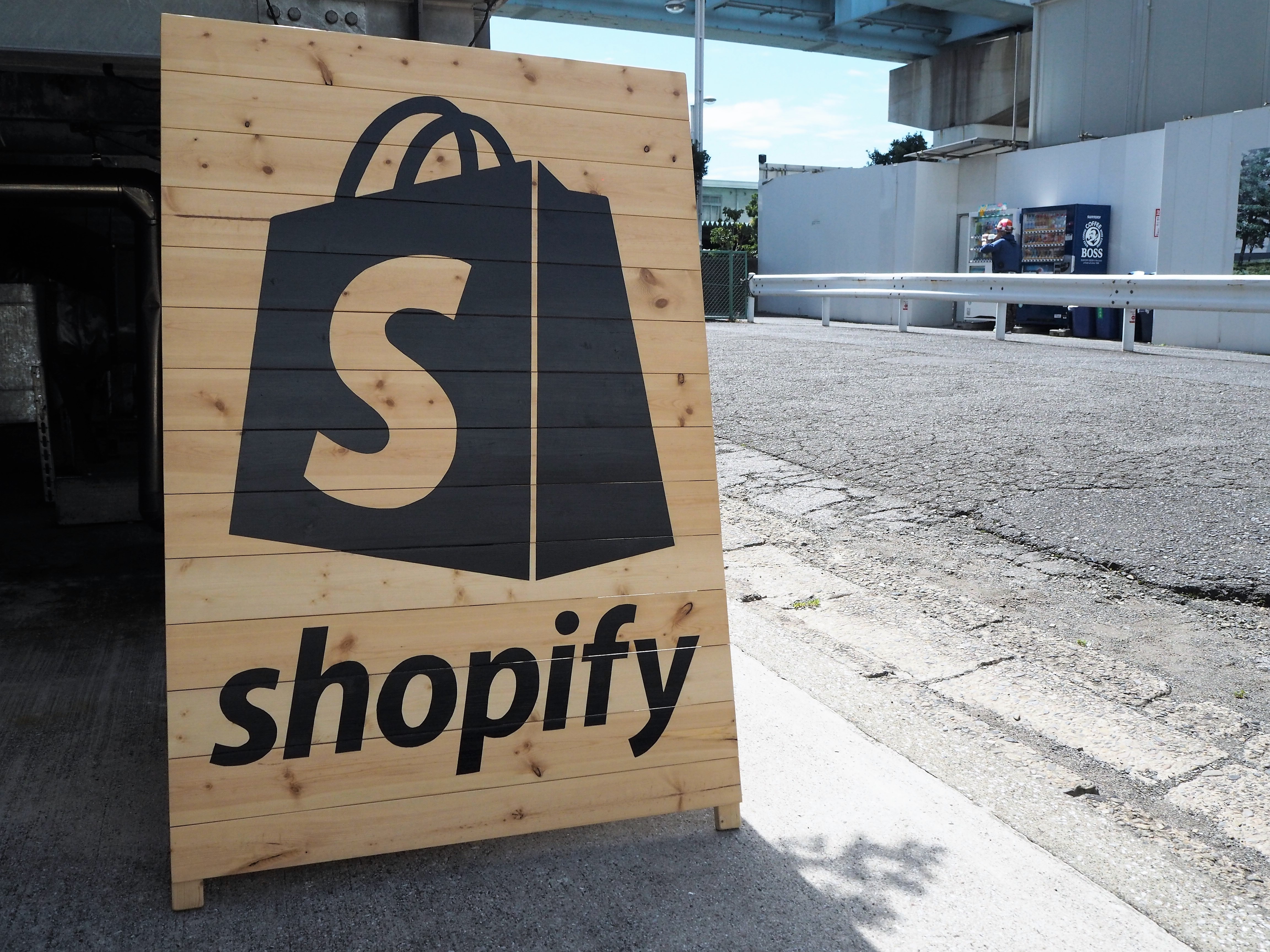 日本市場で急成長するShopify