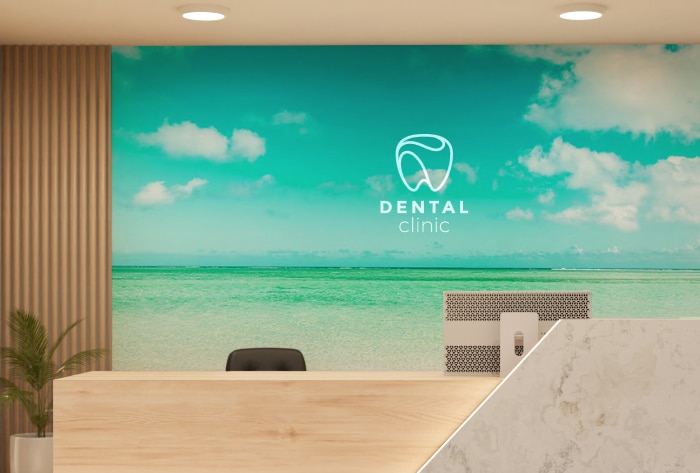 写真×ロゴのクリニック