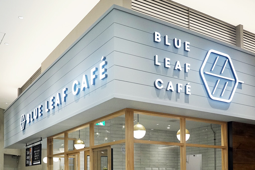 BLUE LEAF CAFÉ：カフェ専門のスタッフでなくても使えるマシンを探していた（デロンギ業務用・エバシス導入事例）