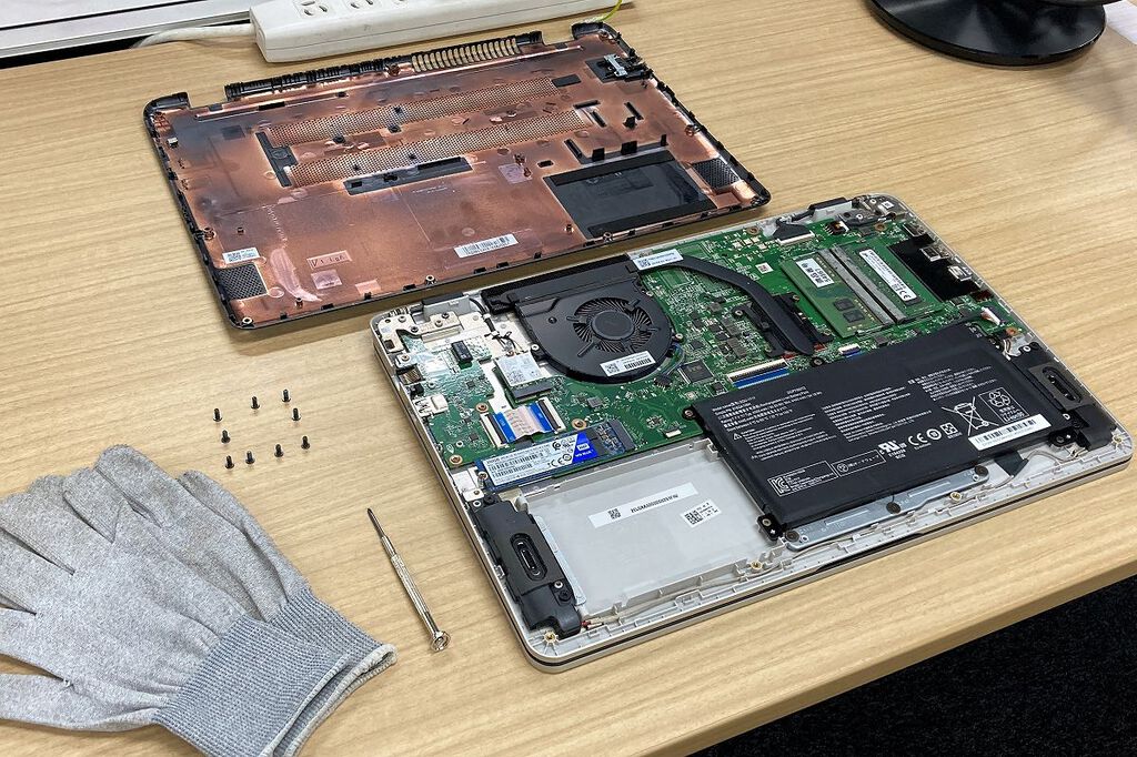 パソコン修理事例 GALLERIA ゲーミングノートPC 起動直後にファン高速