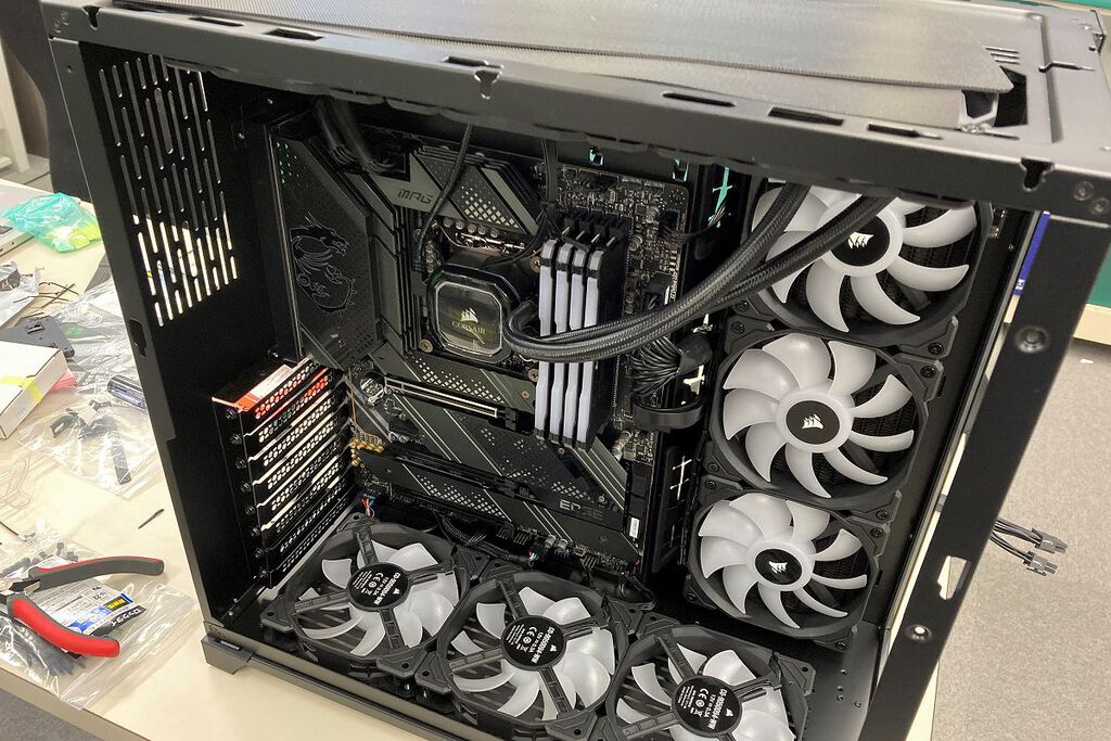 直販超特価 GALLERIA ケース CPU、CPUファン、マザーボード、電源付き