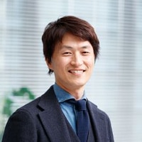 SALES ROBOTICS株式会社 SALESBASE本部 取締役 本部長 有馬 康平 様