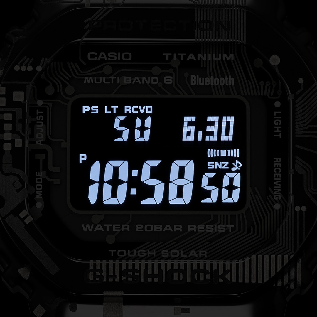 G-SHOCKよりサーキットボードの柄を刻印した「GMW-B5000TCC-1JR G-SHOCKよりサーキットボードの柄を刻印した「GMW-B5000TCC-1JR