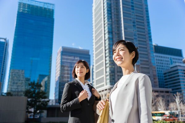 女性_笑顔