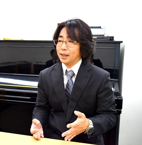菅波楽器株式会社  管理課　課長  望月　栄二　様