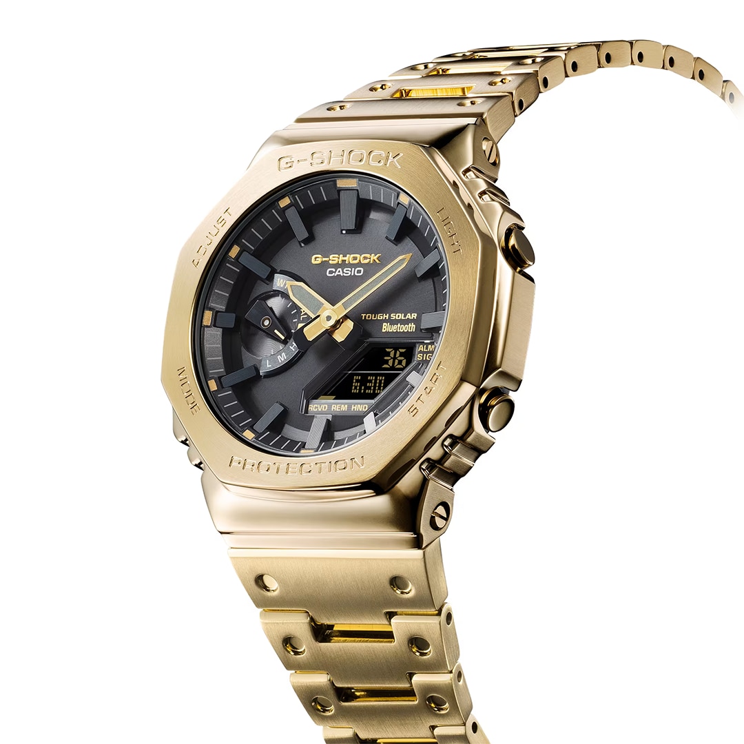 G-SHOCKから「GA-2100」シリーズのフルメタルゴールドカラー G-SHOCKから「GA-2100」シリーズのフルメタルゴールドカラー
