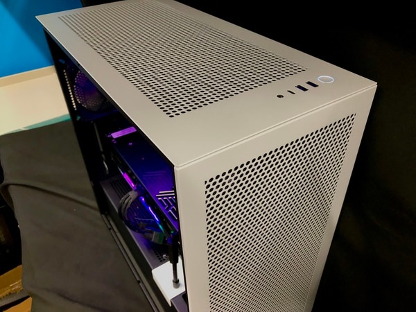 パソコン組立代行 事例、高性能ゲーミングPC、白いケースと水冷クーラーをNZXTブランドで統一!! | パソコン修理365