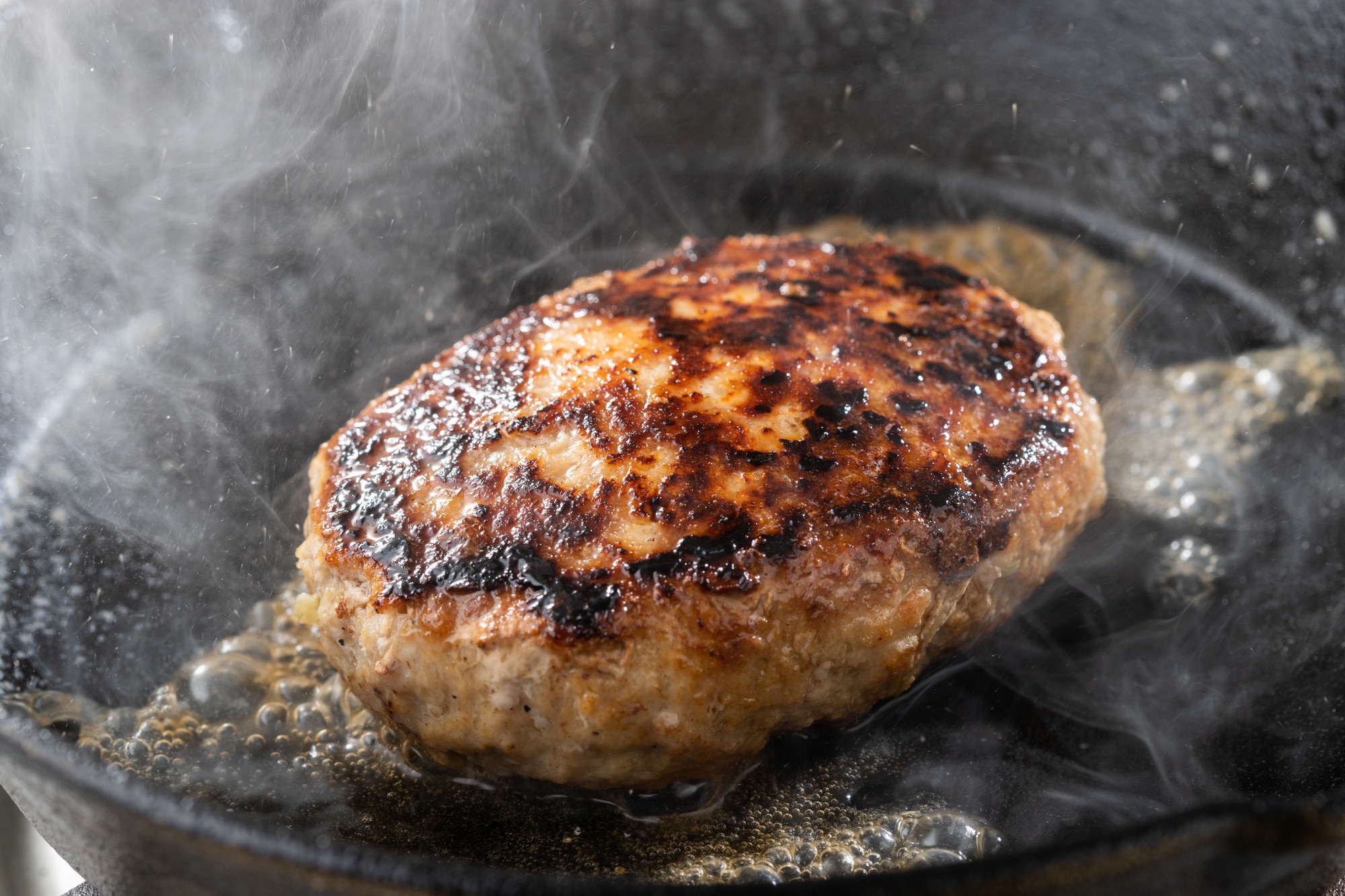 ハンバーグ｜業務用加工肉ならメルティークビーフにおまかせ
