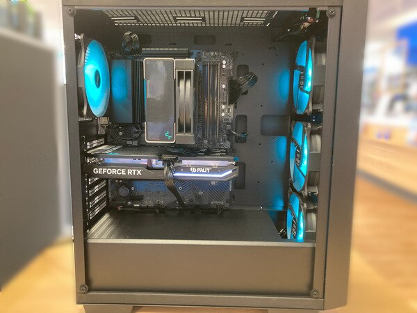 自作PC】初心者オススメ自作代行｜ゲーミングPC