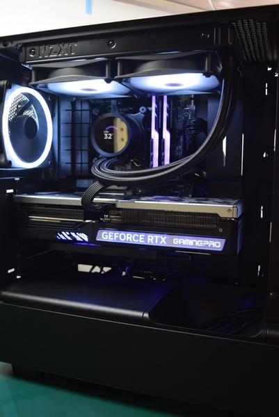 パソコン組立代行事例 グラフィックボードを直接冷却！！NZXT H5 Elite 