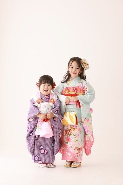 3歳女の子/7歳女の子 姉妹で七五三】お客様 ご紹介 | A-Studio 3歳女の子/7歳女の子 姉妹で七五三】お客様 ご紹介 | A-Studio