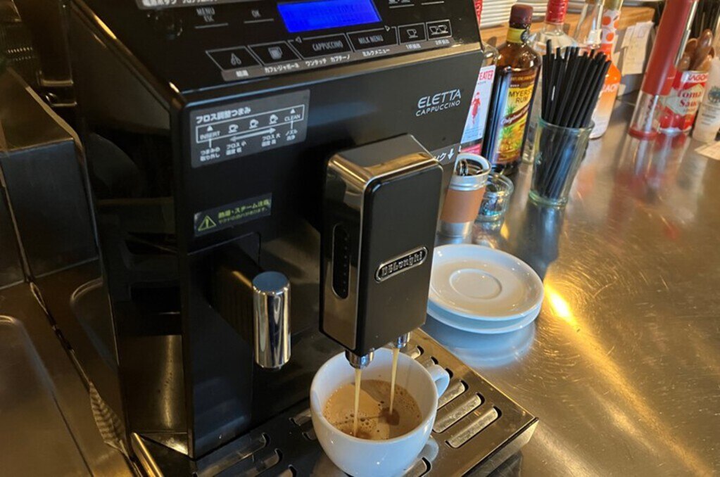 DeLonghi エスプレッソ・モカマシーン EMK6 並行輸入品(中古品)