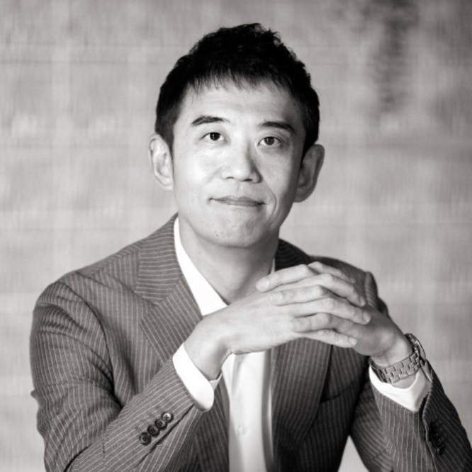 代表取締役 社長執行役員 シニアパートナー  八木 克全