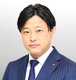 代表取締役社長　横川 友樹