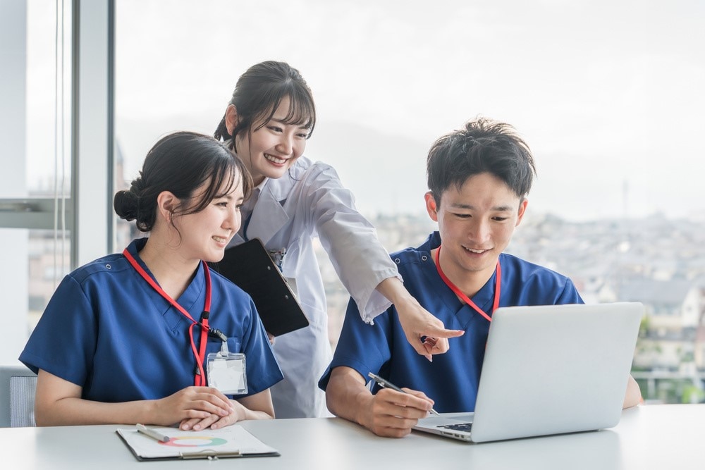 社内トレーナー　イメージ