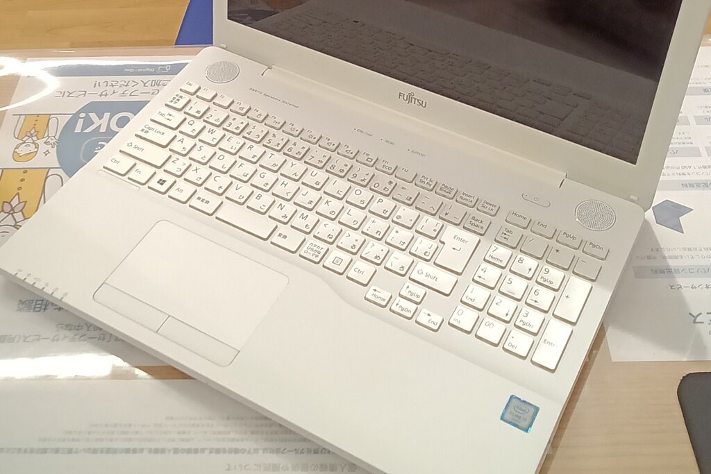 富士通ノートパソコンHDDからSSDへの換装【サポート事例】 | パソコン