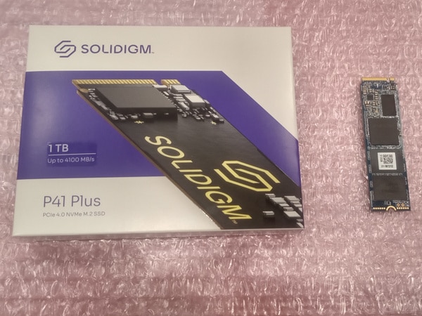 交換用SSD