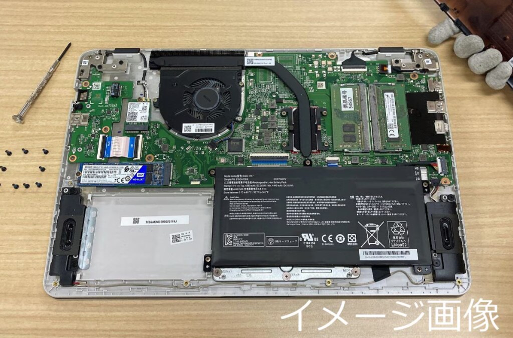 パソコン修理 バッテリーが充電できないノートPCのマザーボード交換