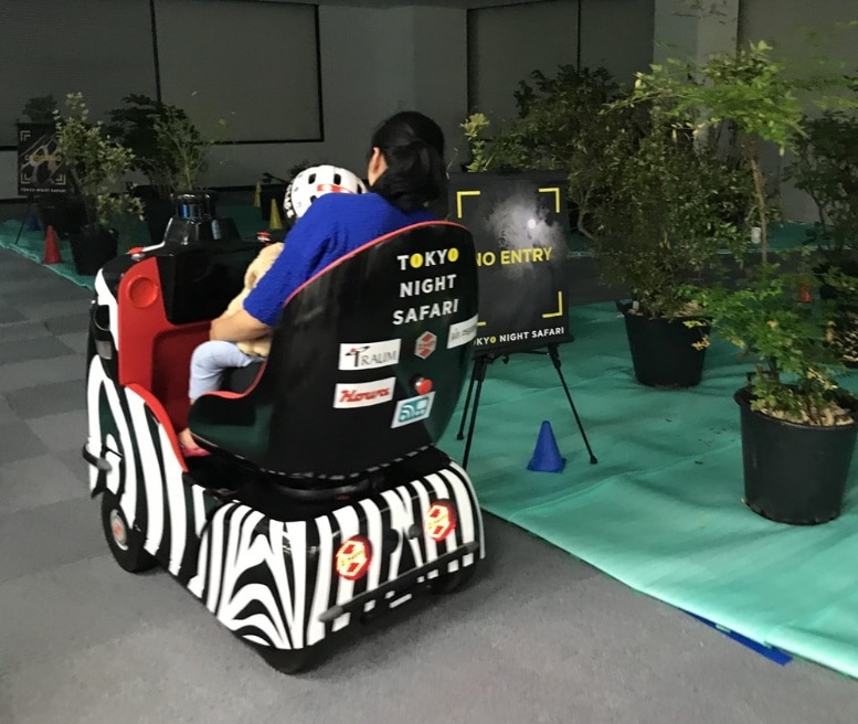 キリンの下をくぐるようなXR体験「TOKYO NIGHT SAFARI」好評実施 キリンの下をくぐるようなXR体験「TOKYO NIGHT SAFARI」好評実施