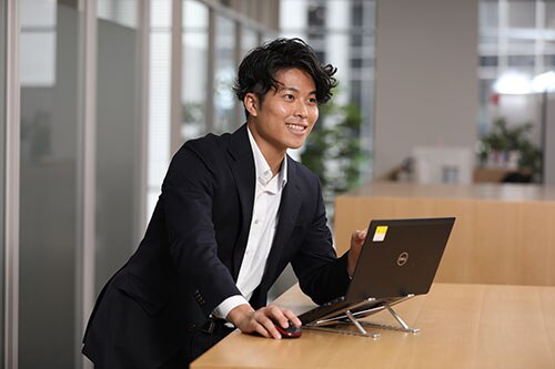 採用_社員紹介_2021年新卒入社4