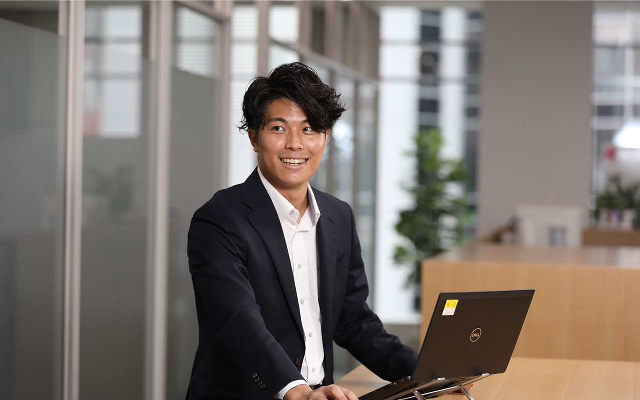 採用_社員紹介_2021年新卒入社3
