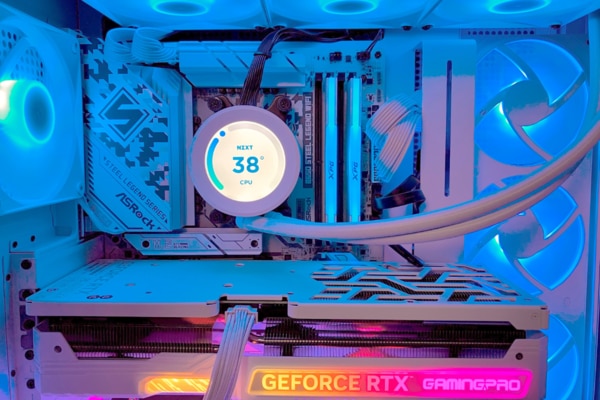 PC組立代行 白いNZXTを中心に構成したゲーミング特化PC ドスパラ PC組立代行 白いNZXTを中心に構成したゲーミング特化PC ドスパラ