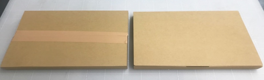 書道関連の商品をヤッコ型のケースで梱包するので、テープを張るという作業が発生している。毎日作業するので少しでも梱包作業を簡略化したい。