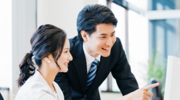 採用情報