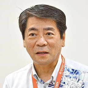 ビルマネジメント担当課長  吉川　朝浩さま