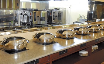 IHコンロ（1.3kW）X8台