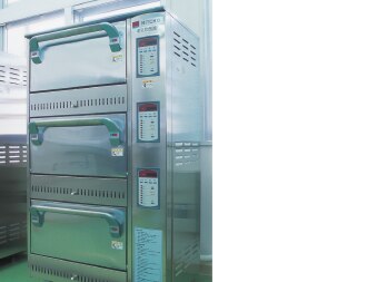 ⑮電気炊飯器（3P-200V:84.0kW）×4台