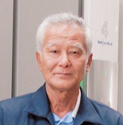 生産部 部長  照屋 寛守さま  （平成28年当時）