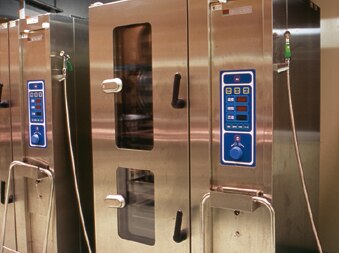 スチームコンベクションオーブン(3P-200V:34.6kW)×2台