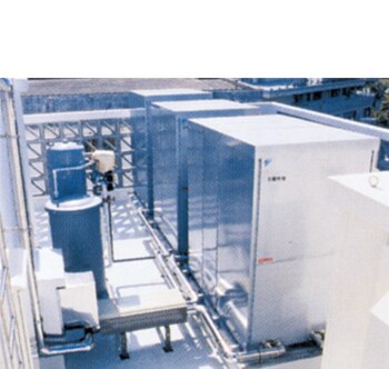 氷蓄熱式空調システム（冷房能力:28.0kW×1台,35.5kW×1台,45.0kW×1台）