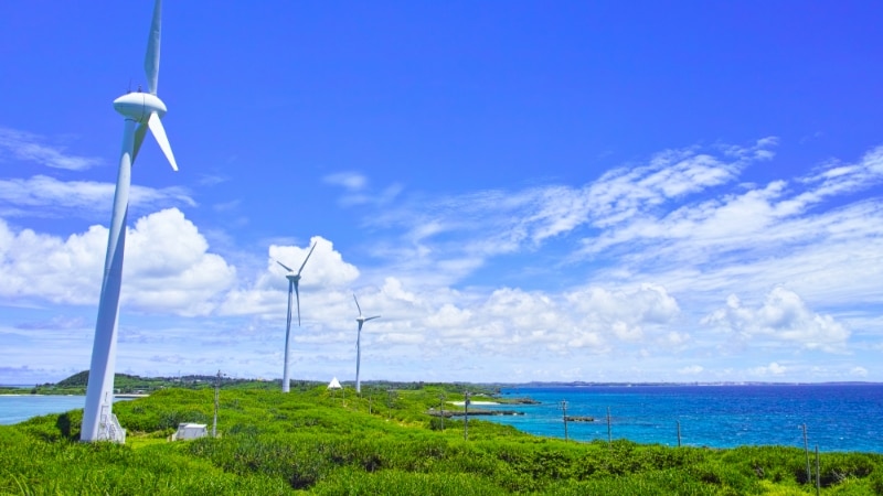 沖縄の風力発電の写真