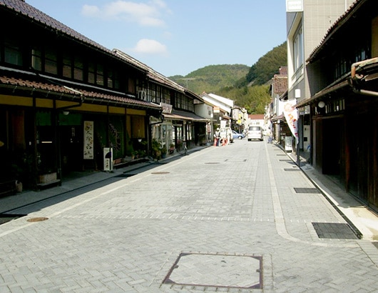 津和野地区（島根県津和野町）地中化後