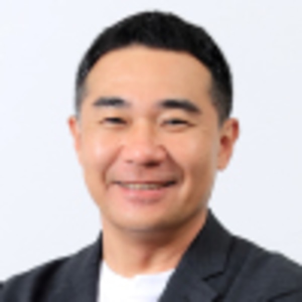 代表取締役社長　黒田雅夫