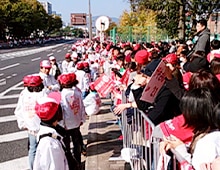 広島東洋カープ“優勝パレード”の沿道警備とゴミ拾い